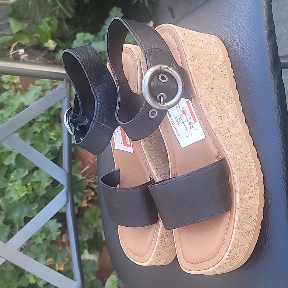 Zodiac Ankle Strappy Platform Sandals Cork Sole SZ 9